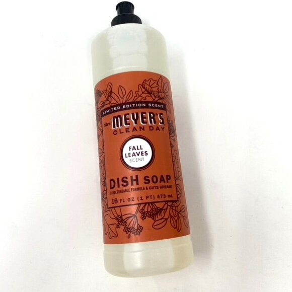 Mrs. Meyers Clean Day 3 Dish Soap Fall Edition 16 Fl Oz Leaves Apple Acorn - Picture 3 of 8